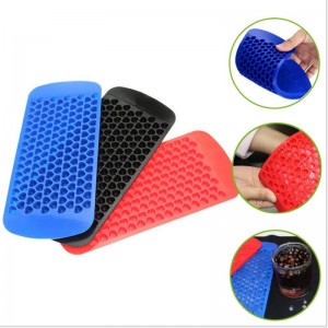 シリコンミニアイスキューブトレイ、150個のハート型のピース砕いたアイスカビを砕いたアイス型を簡単にリリースするウイスキーカクテルを冷却するための小さなアイスキューブ、キッチンガジェットスタッキング可能なアイストレイ、フリーザー特別アクセサリーツール